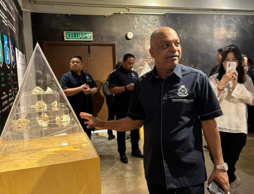 沙登区总警长亲自领队，莅临我公司燕窝加工生产基地进行详细考察